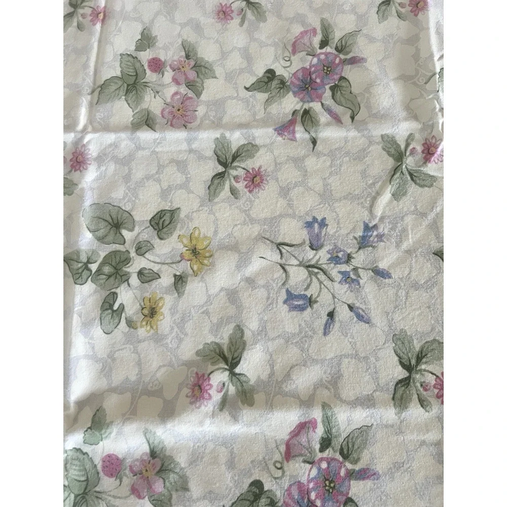 Vintage Avon Home Fashions Tablecloth Cotton Floral Tablecloth M/I Turkey 71x47